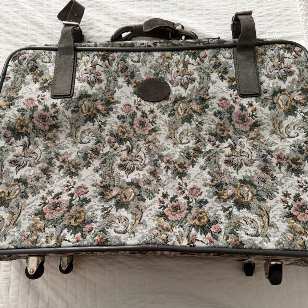 Women’s Floral Vintage Pegasus Leather Clothing  Travel Bag